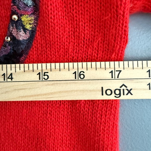 Marmie West Red V Neck Embellished Floral Sweater Angora Silk Blend Women L - Picture 6 of 7